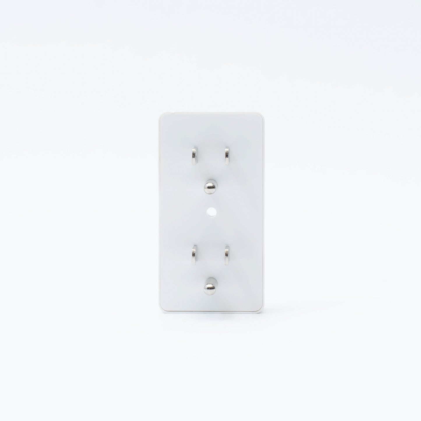 Tego Single Safety Outlet
