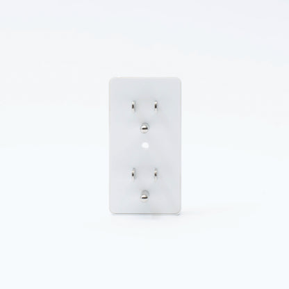 Tego Single Safety Outlet