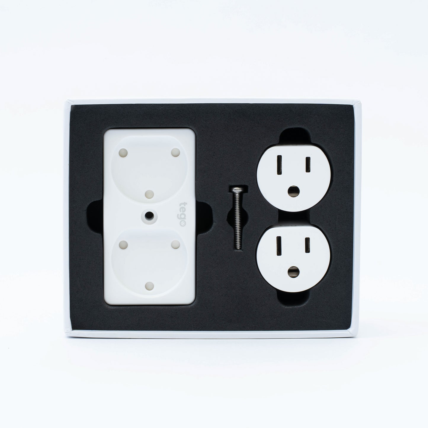 Tego Single Safety Outlet